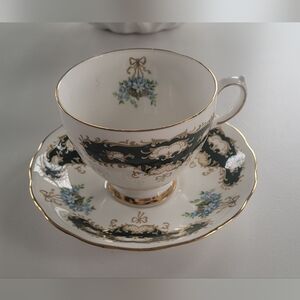 Queen Anne Bone China Tea Cup And Saucer